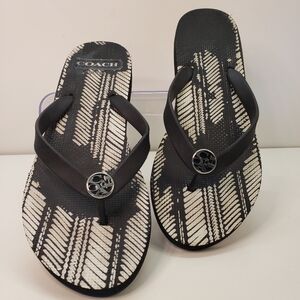 😍 Cute Black & White Coach Flip Flop Sandals